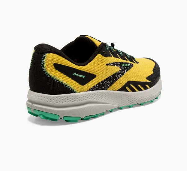 BROOKS Divide 4 – Trail Running Man