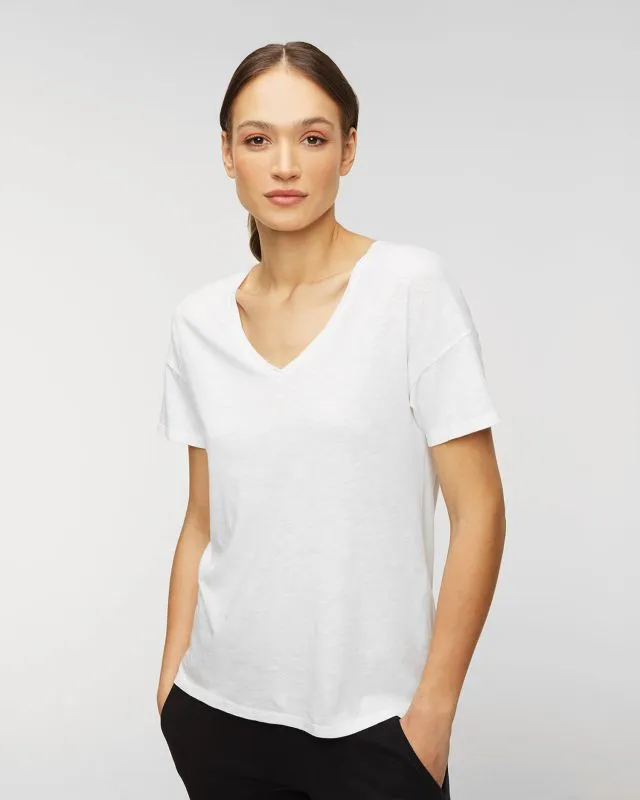 T-shirt JUVIA CO SLUB SHIRT V-NECK